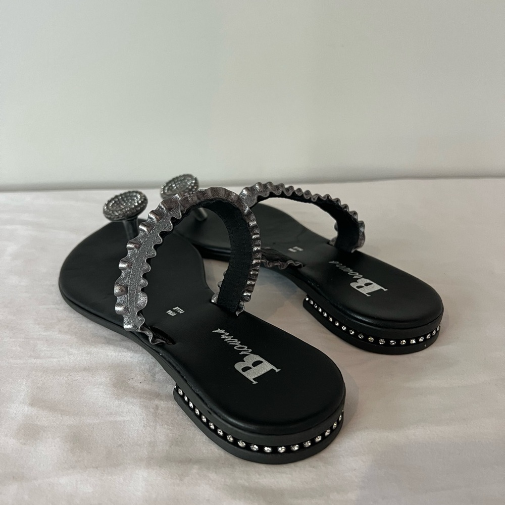 Browns exclusive sandal NWT - Picture 4 of 6